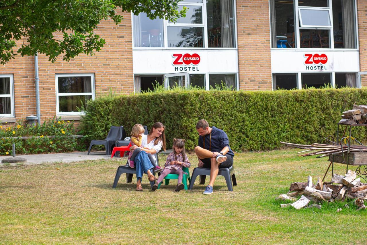 Givskud Zoo Hostel Kültér fotó